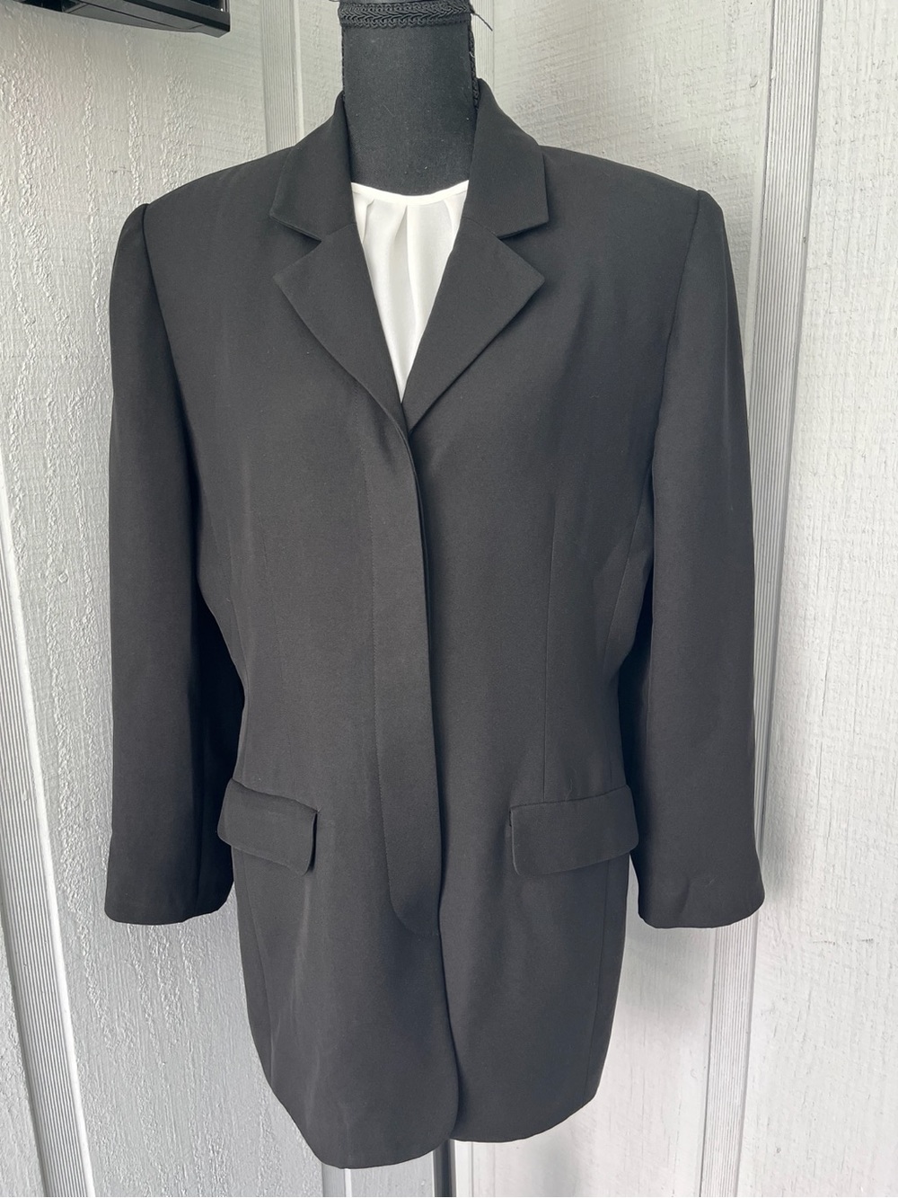 Talbots Black Blazer Women’s Size 10 4 Button Jacket Classic Career Casual EUC